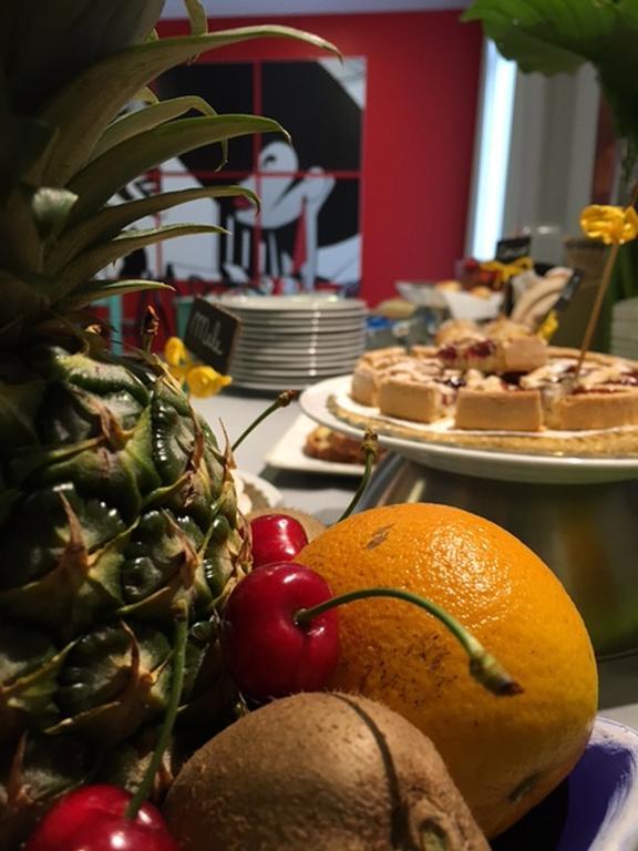 Hotel Byron Solo Per Giovani Riccione Eksteriør billede